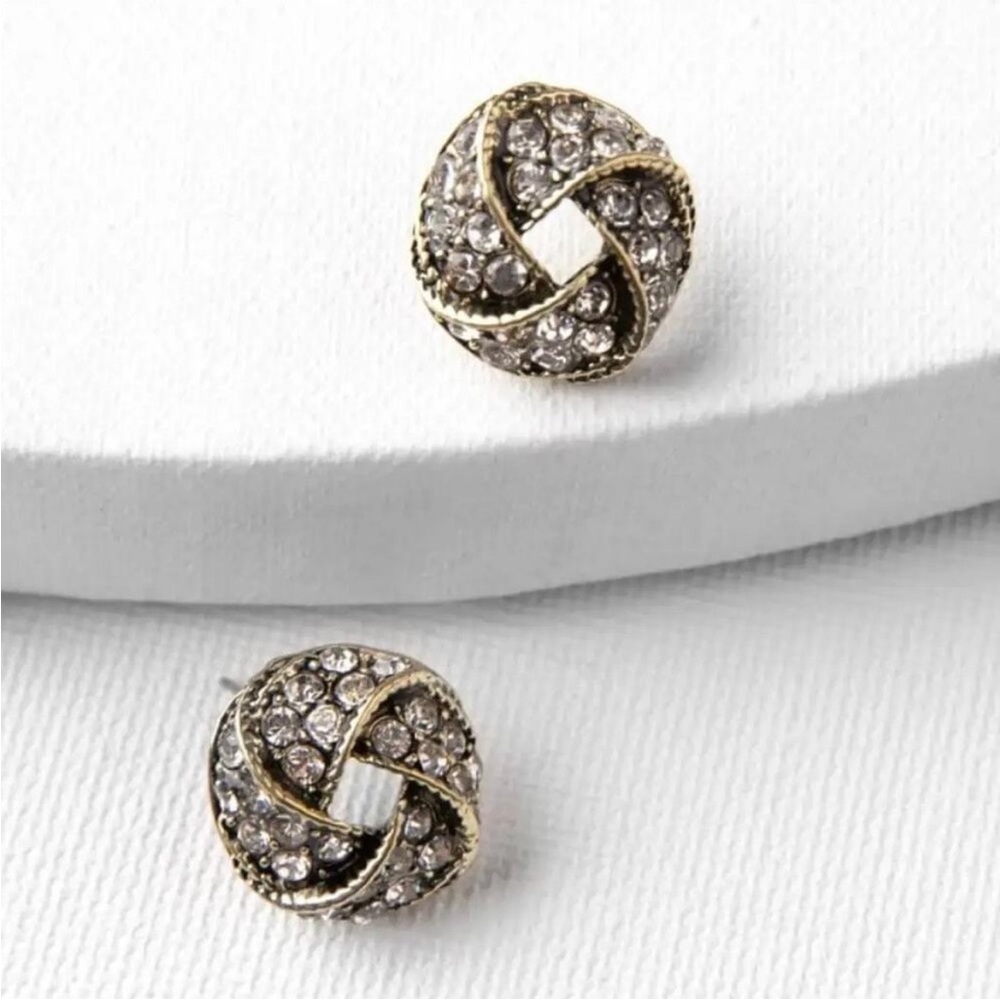 🆕 Antique Gold Knot Earrings with Crystals
